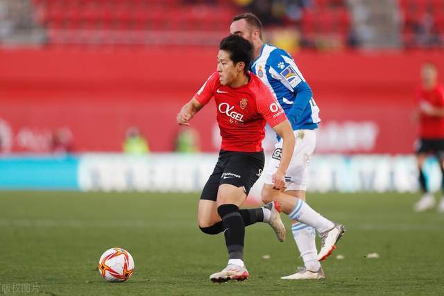 广西梧州半程马拉松火热开赛 万名跑者竞速“岭南古郡”