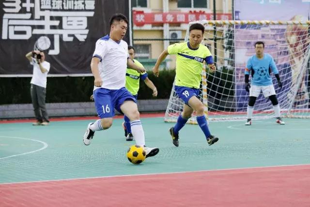 9记三分轰36分！库里生死战复苏拯救美国男篮